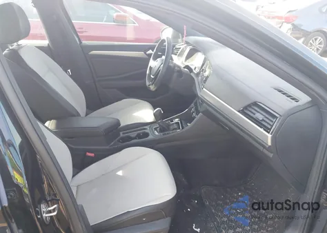 2019 Volkswagen Jetta 1.4T R-Line/1.4T S/1.4T Se z USA, uszkodzony, nr VIN 3VWC57BU9KM098451